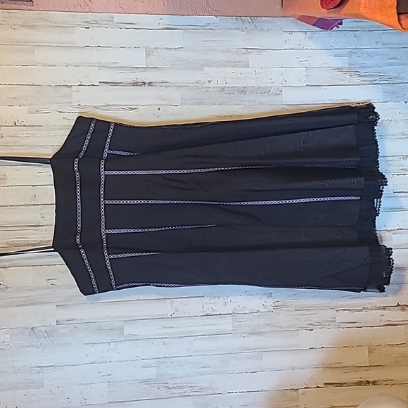 Carmen Marc Valvo Dresses & Skirts - Carmen Marc Valvo cocktail dress size 18